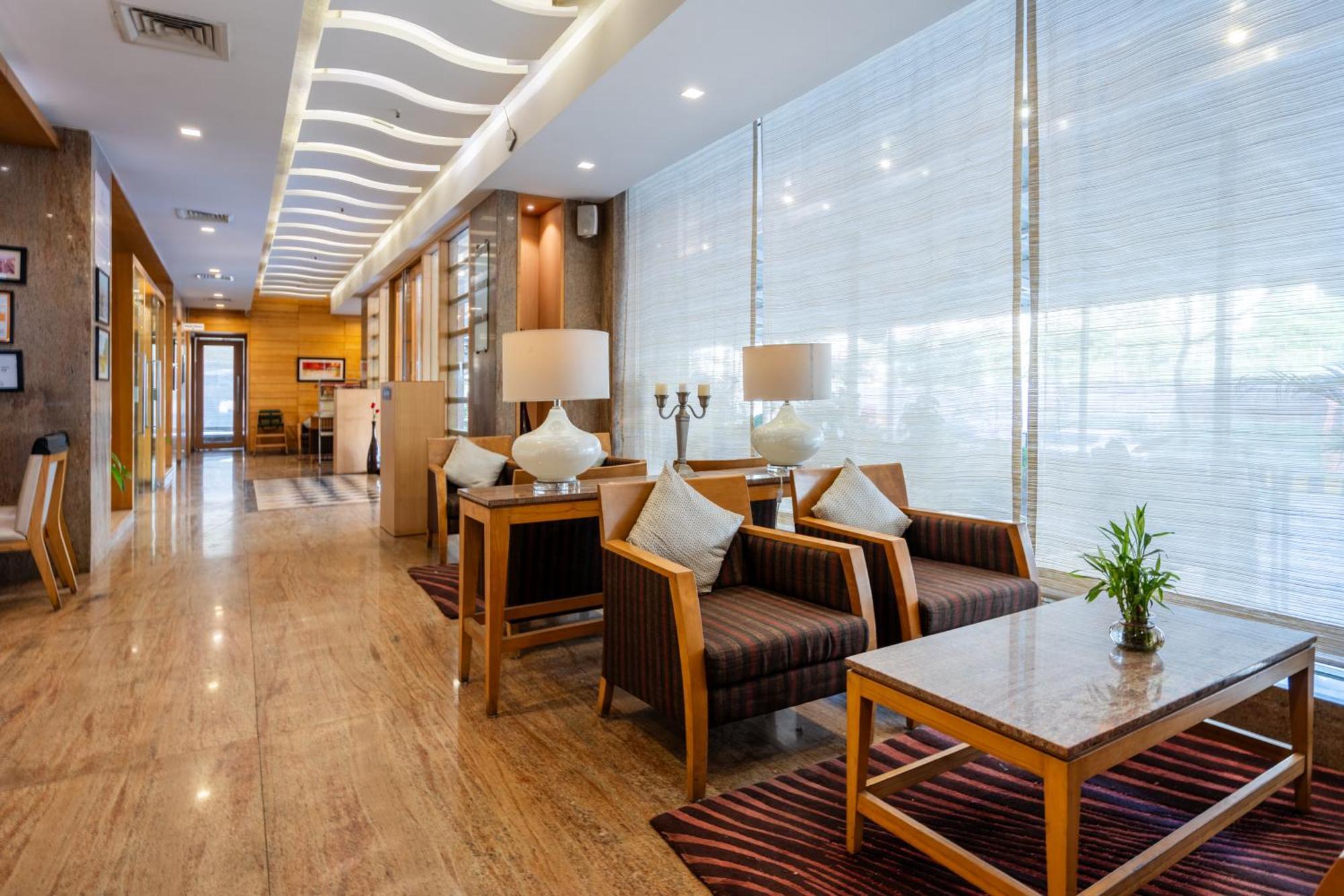 Hotel Gcc North Side Mira-Bhayandar Zewnętrze zdjęcie