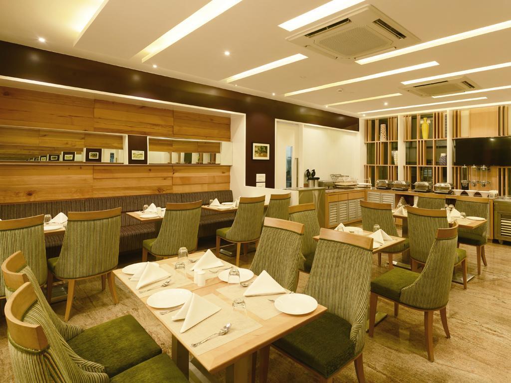 Hotel Gcc North Side Mira-Bhayandar Zewnętrze zdjęcie
